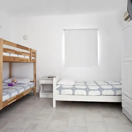 Sunday Hotel Antiparos Town
